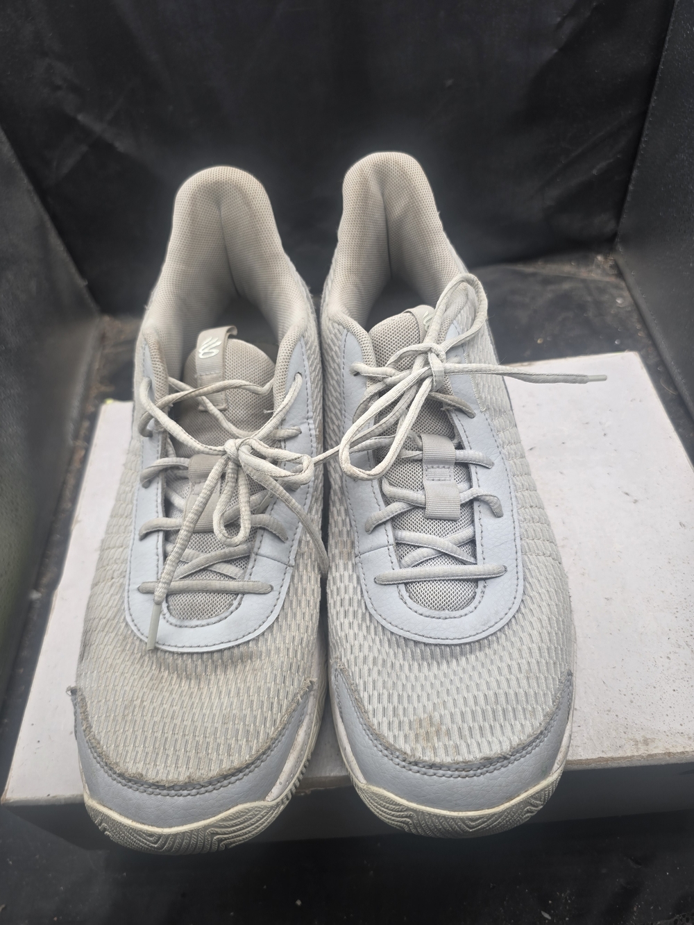 Under Armour Light Gray Men's Sneakers
